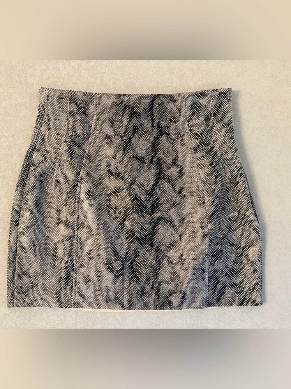 Zara Snakeskin Print High Rise A-Line Mini Skirt Brown Taupe Beige Black Size M